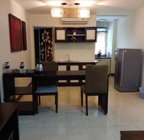 Семейный Номер, Noble Place Chiangmai