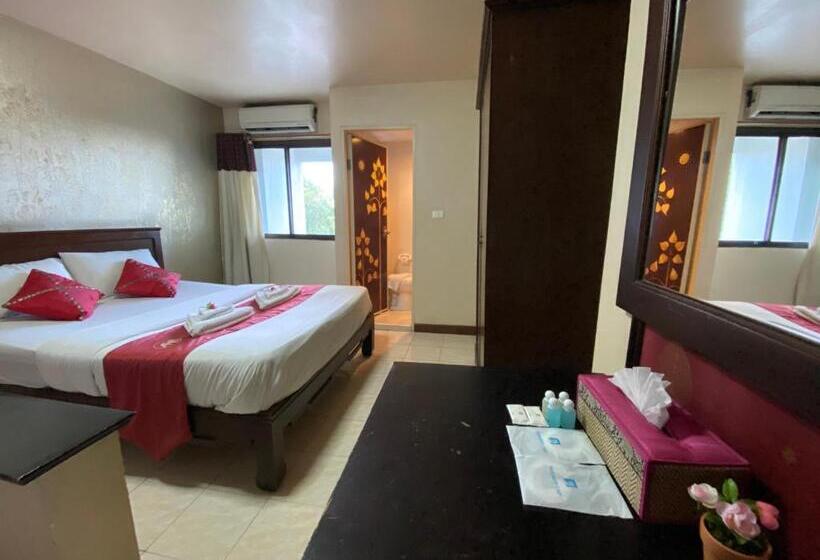 اتاق سوپریور سه تخته, Noble Place Chiangmai