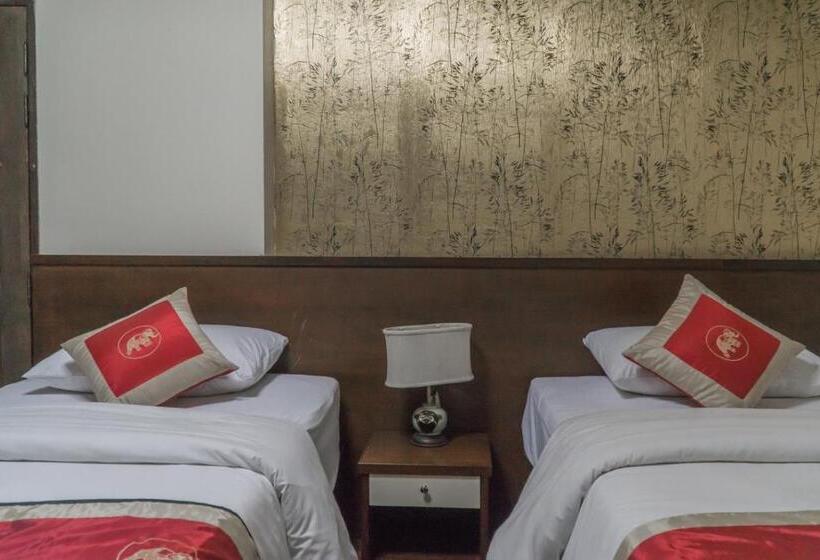 Семейный Номер, Noble Place Chiangmai