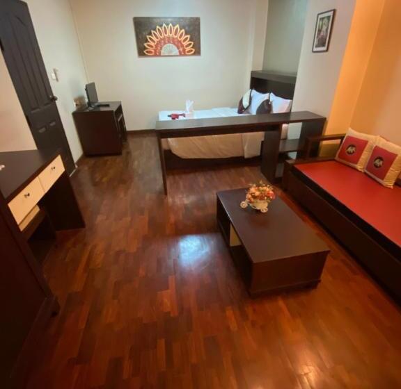 Семейный Номер, Noble Place Chiangmai