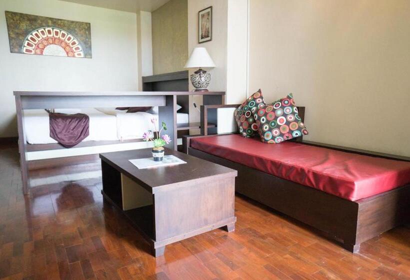 Семейный Номер, Noble Place Chiangmai