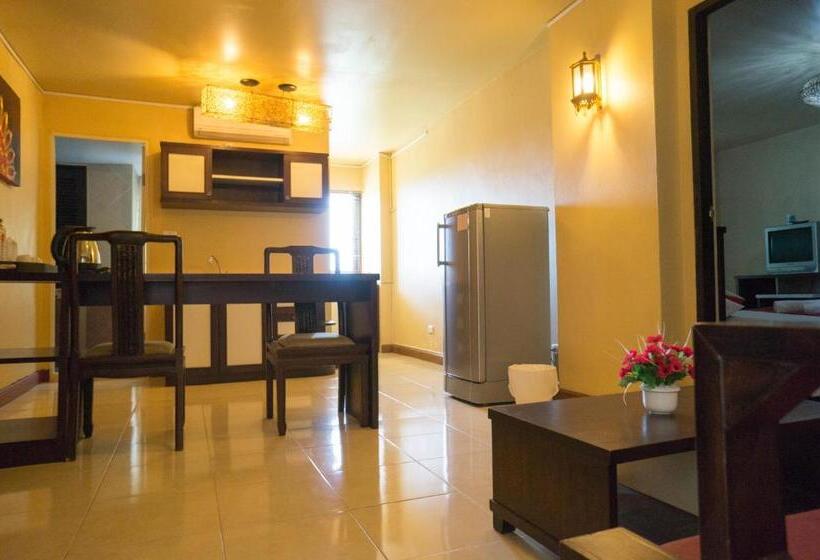 Семейный Номер, Noble Place Chiangmai