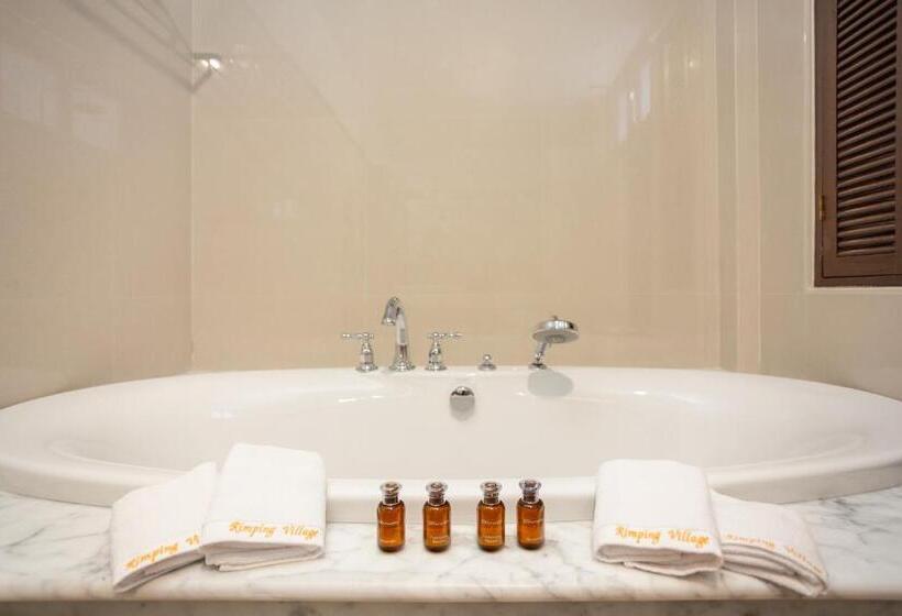 家庭套房, Rimping Village