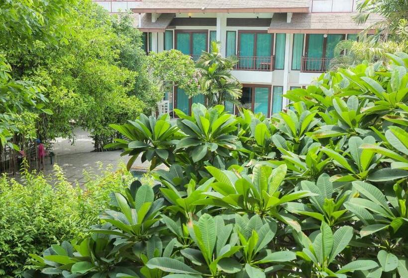 غرفة ديلوكس مزودة بشرفة, The Mantrini Chiang Rai Sha Extra Plus