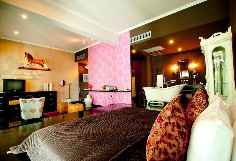 جناح كلاسيكي, The Mantrini Chiang Rai Sha Extra Plus