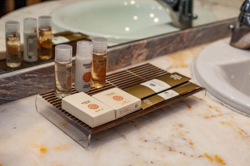 سوییت جونیور, Tunis Grand