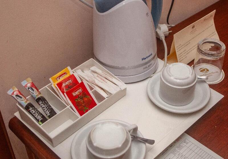 سوییت جونیور, Tunis Grand