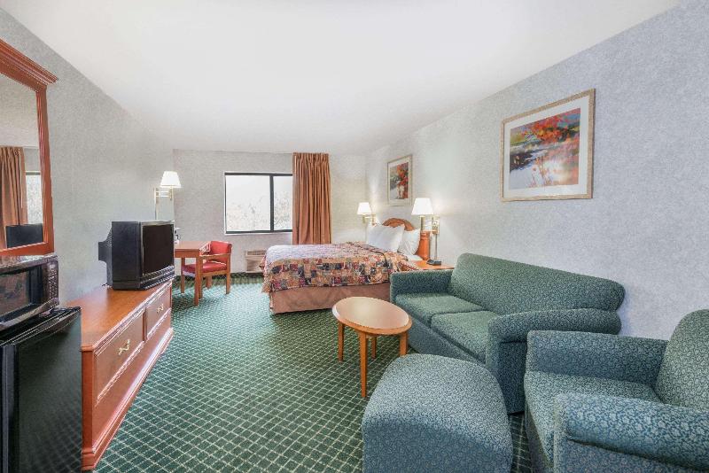 اتاق اجرایی, Tunis Grand