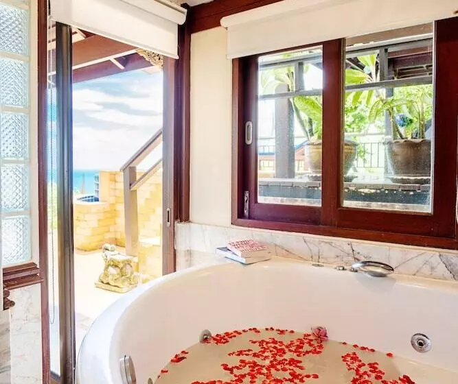 ویلای یک اتاق خوابه با استخر شنا, Sandalwood Luxury Villa Resort