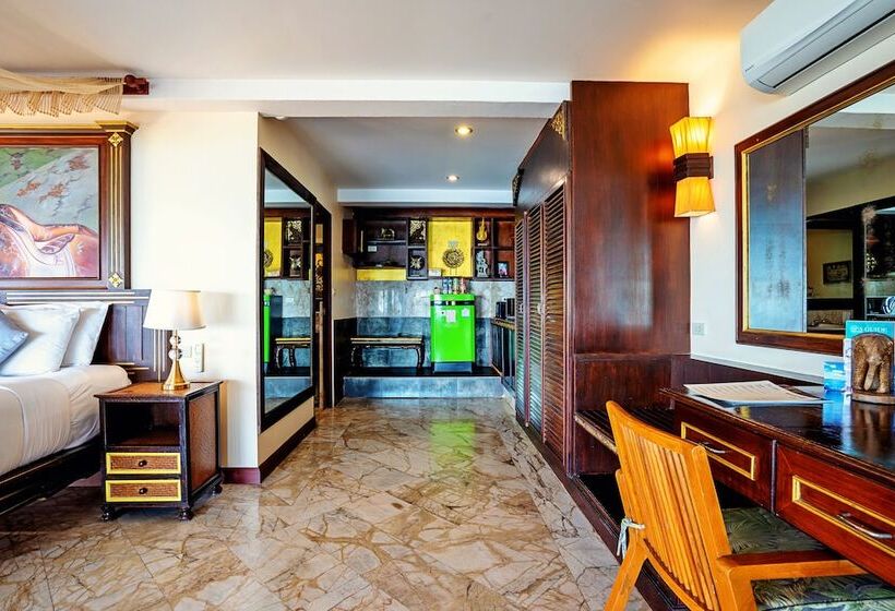Вилла с 1 спальней и бассейном, Sandalwood Luxury Villa Resort