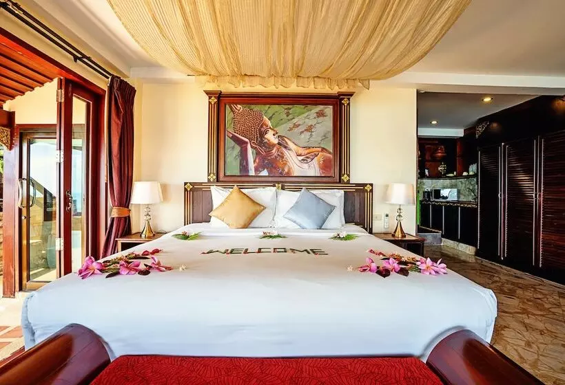 ویلای یک اتاق خوابه با استخر شنا, Sandalwood Luxury Villa Resort