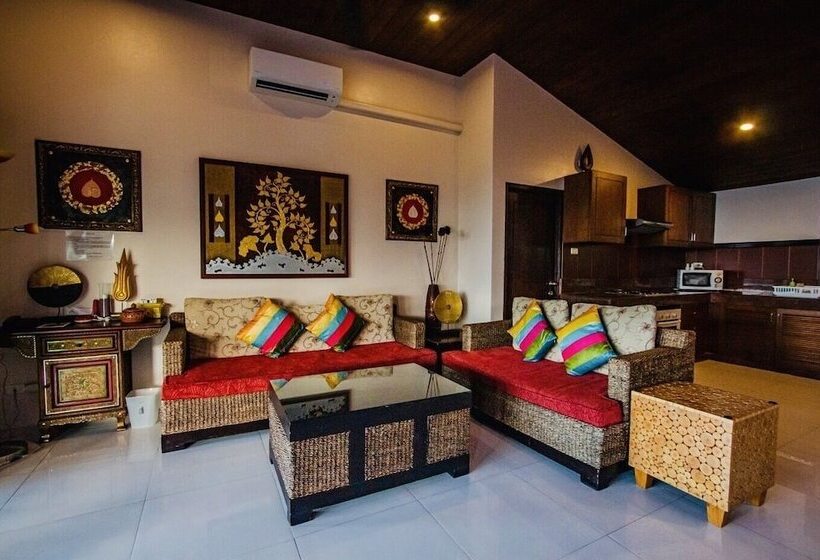 수영장이 있는 3베드룸 빌라, Sandalwood Luxury Villa Resort