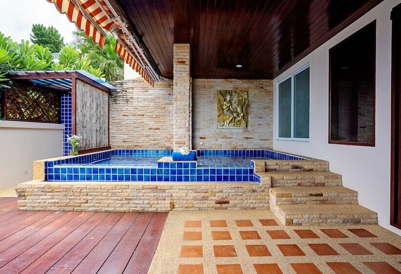 Люкс с Бассейном, Sandalwood Luxury Villa Resort