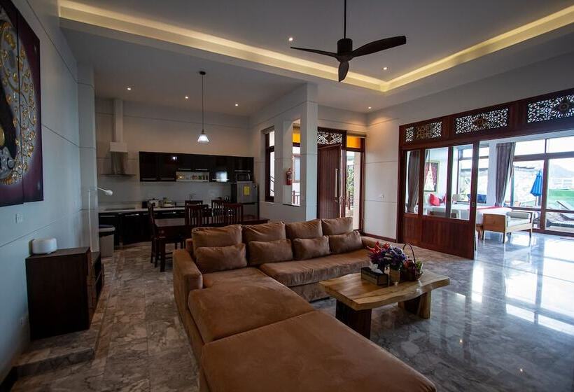 침실 2개 빌라 바다 전망, Sandalwood Luxury Villa Resort