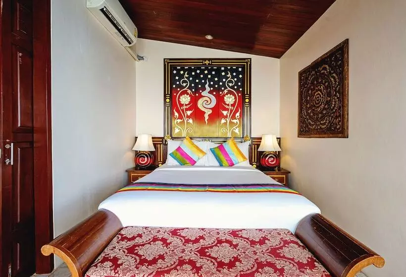 سوئیت با وان آب گرم, Sandalwood Luxury Villa Resort