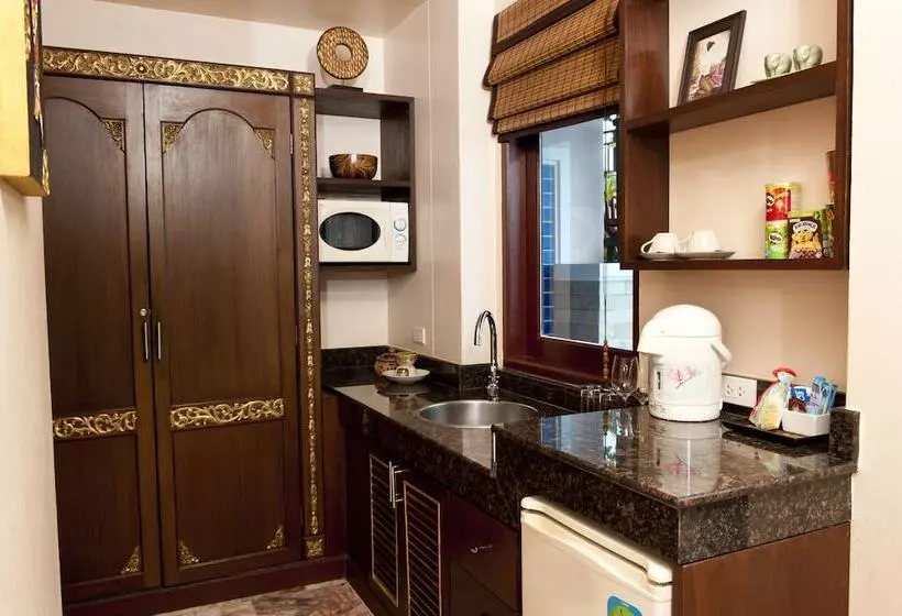 ویلای یک اتاق خوابه با استخر شنا, Sandalwood Luxury Villa Resort