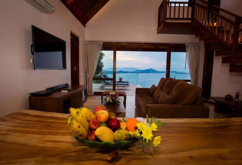 Вилла 3 Спальни с Бассейном, Sandalwood Luxury Villa Resort