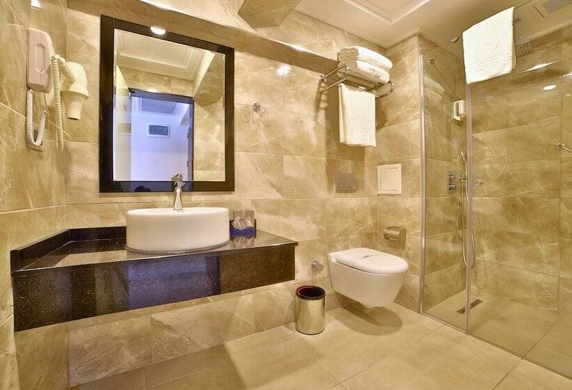 اتاق استاندارد سه نفره, Sorriso Hotel Due