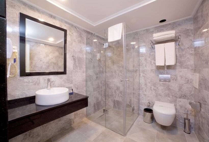 اتاق استاندارد سه نفره, Sorriso Hotel Due