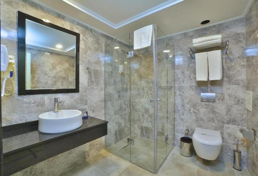 اتاق استاندارد سه نفره, Sorriso Hotel Due
