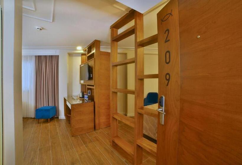 اتاق خانوادگی, Sorriso Hotel Due