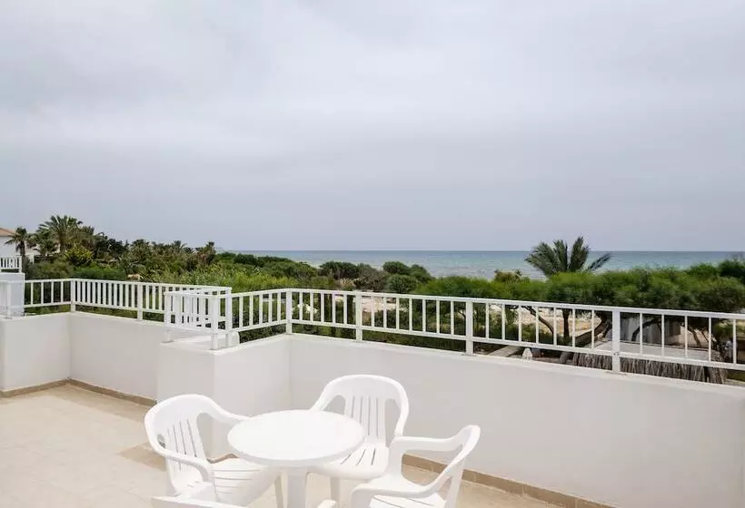 スリーベッドルーム ヴィラ, Thalassines Beach Villas