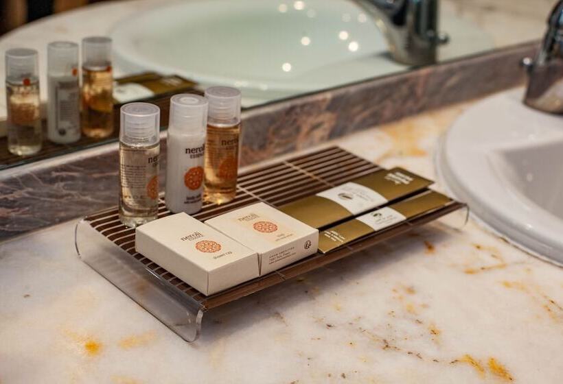 سوییت جونیور, Tunis Grand