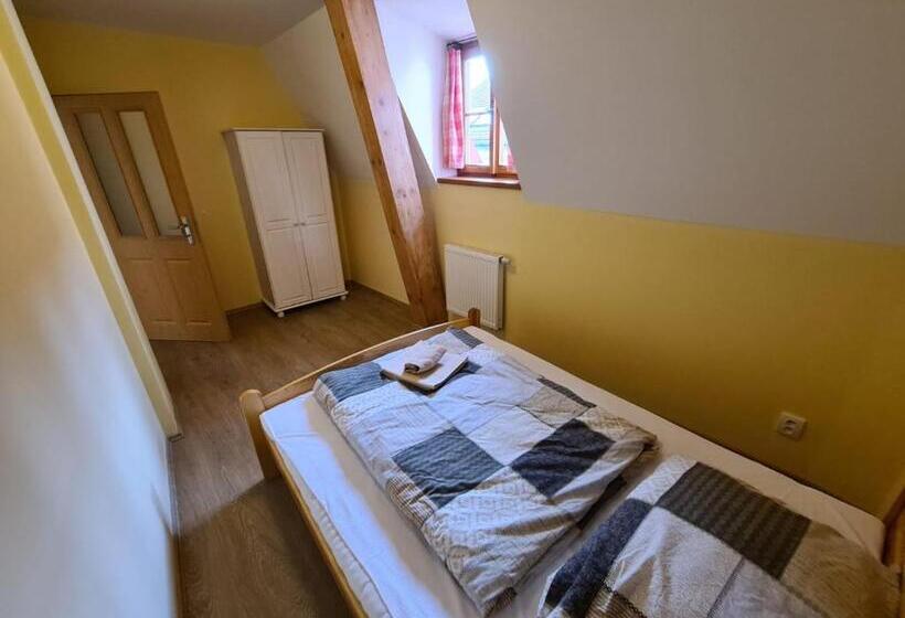 ２ベッドルームアパートメント, Penzion Hradební