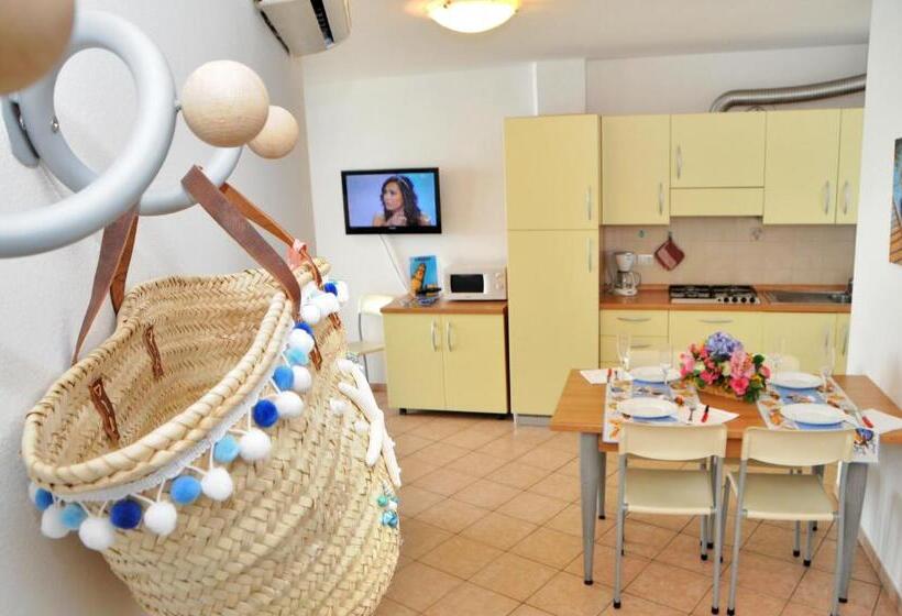 1 Schlafzimmer Apartment Meerblick, Residence Corallo