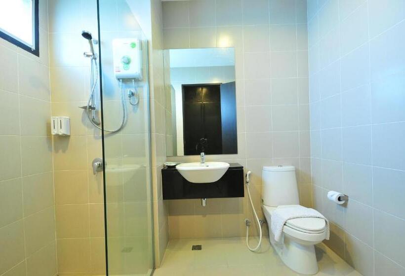 اتاق لوکس با چشم‌انداز استخر, Bs Residence Suvarnabhumi
