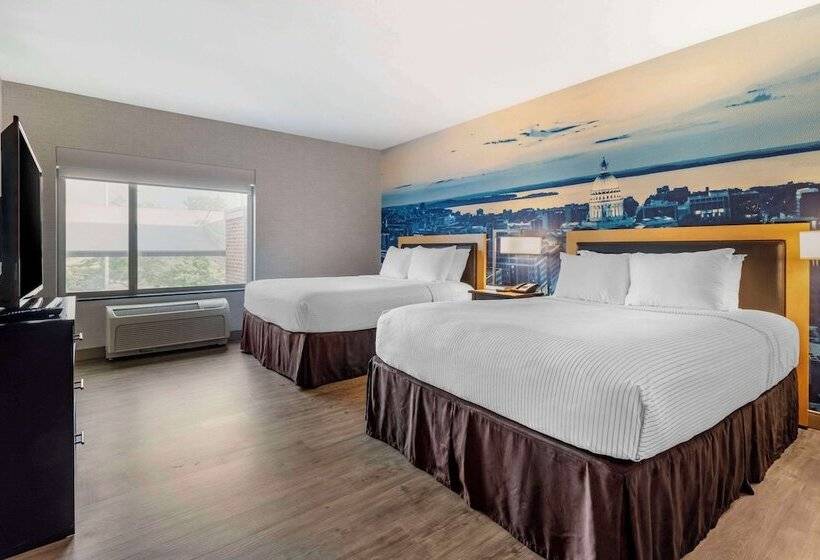 身障者適用スイートルーム, Cambria Hotel Madison East