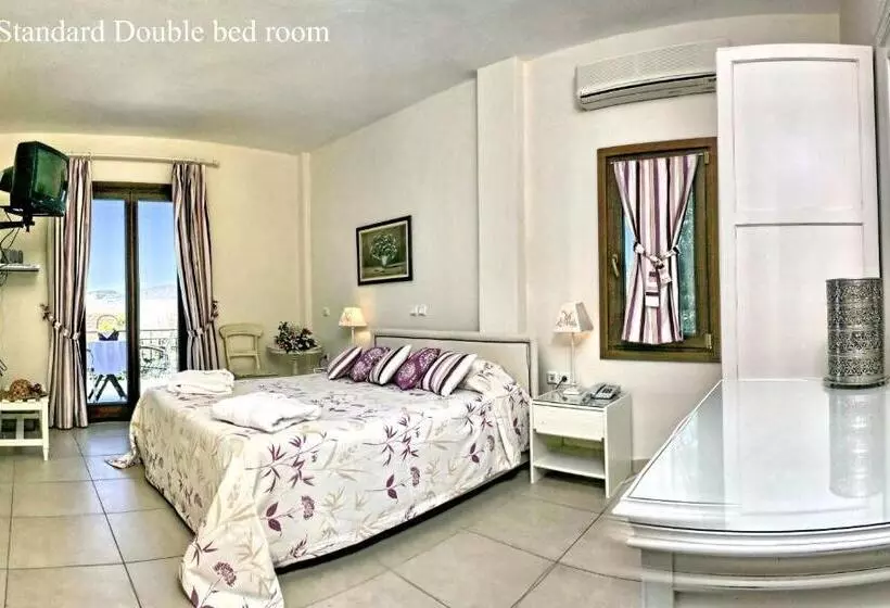 اتاق استاندارد سه نفره, Clara Resort