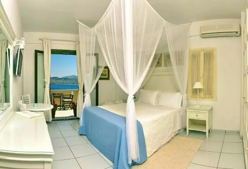 سوییت, Clara Resort