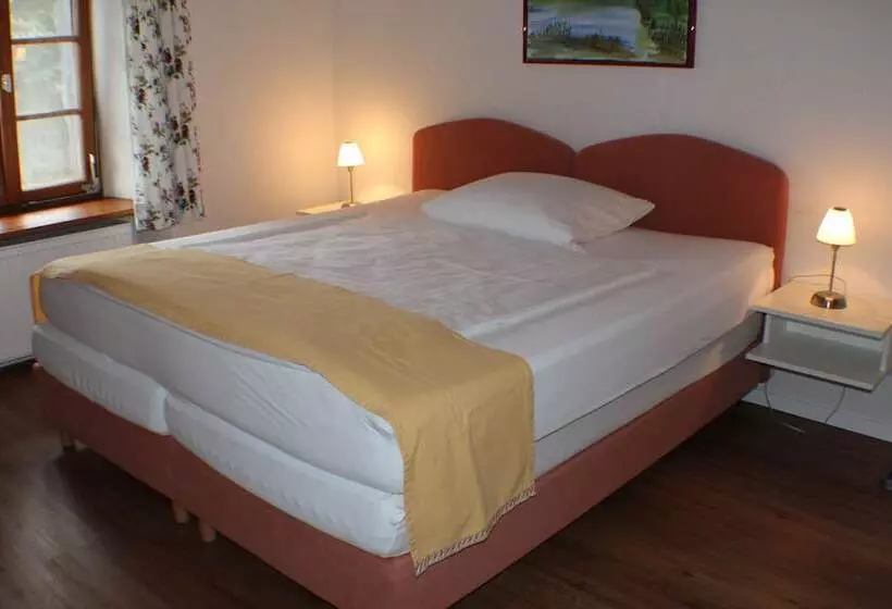 Standard-huone, Das Landhaus