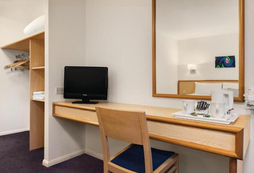 Номер Стандарт Адаптированный для Инвалидов, Days Inn Bridgend Cardiff