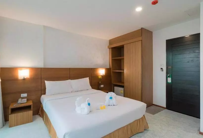 バルコニー付きデラックスルーム, Destination Patong
