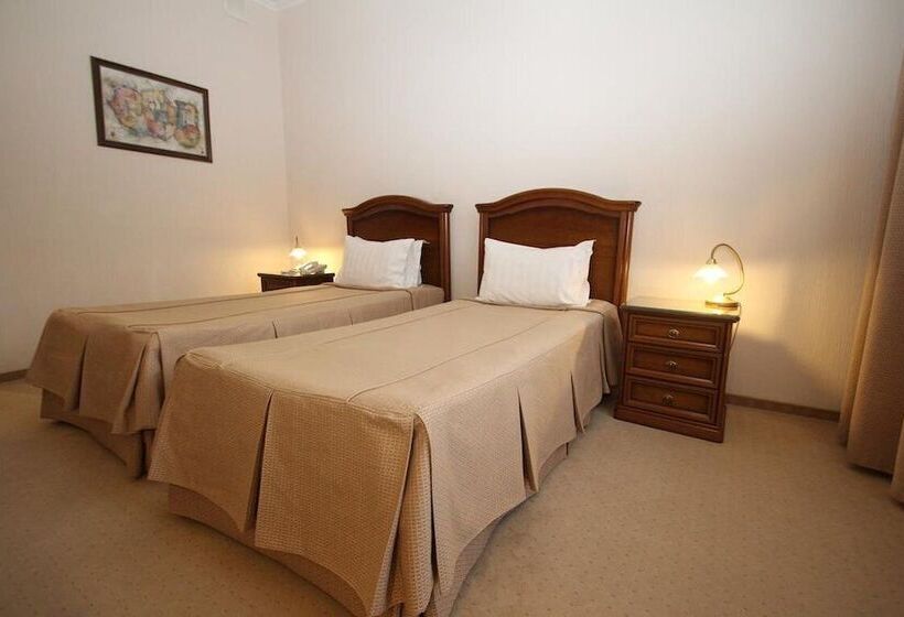 חדר סטנדרט, Gulf Stream