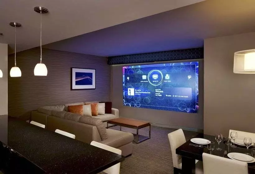 سوئیت پریمیوم 2 خوابه, Hilton Grand Vacations Club Elara Center Strip Las Vegas