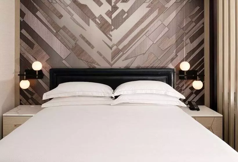 سوئیت 2 خوابه, Hilton Grand Vacations Club Elara Center Strip Las Vegas