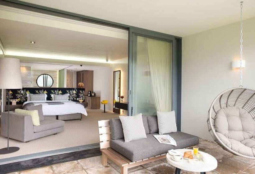 Quarto Estandar, Mont Rochelle