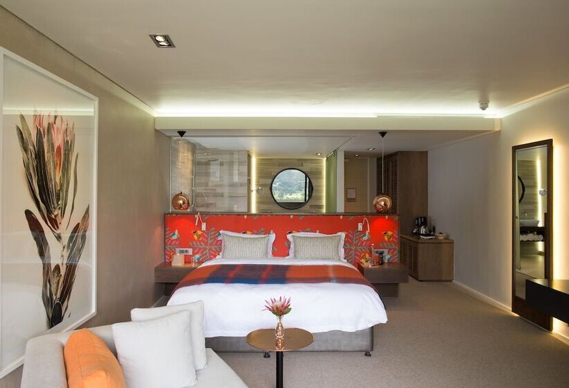 Quarto Estandar, Mont Rochelle