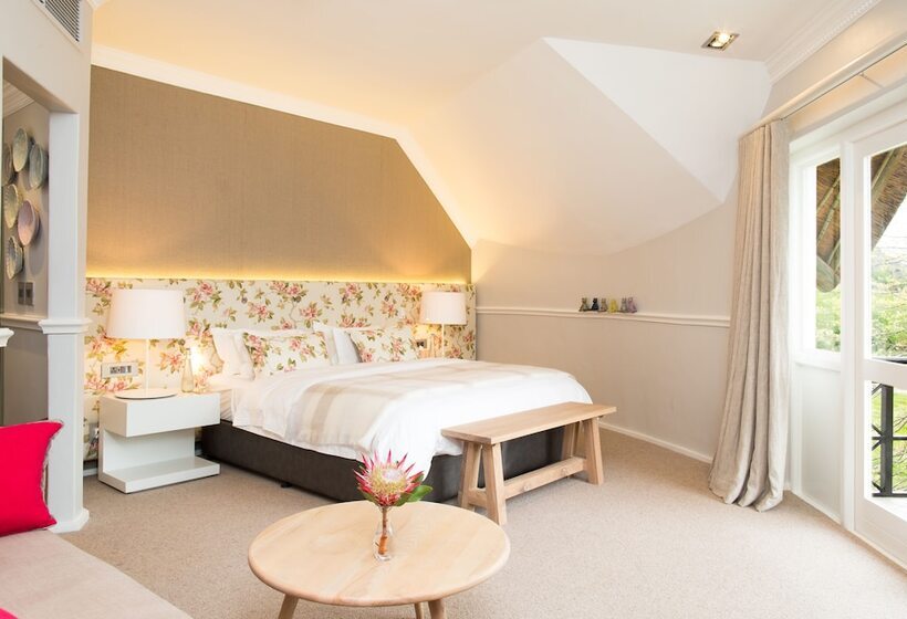 Quarto Estandar, Mont Rochelle