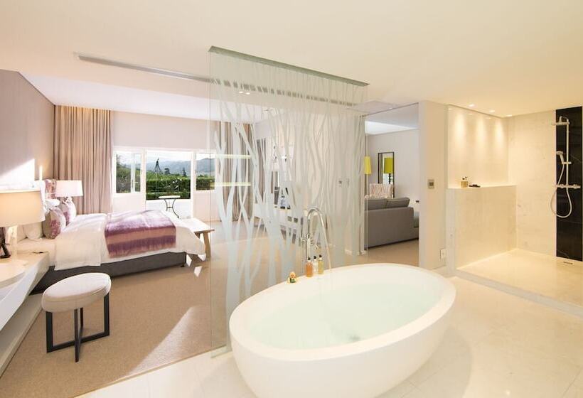 Suíte, Mont Rochelle