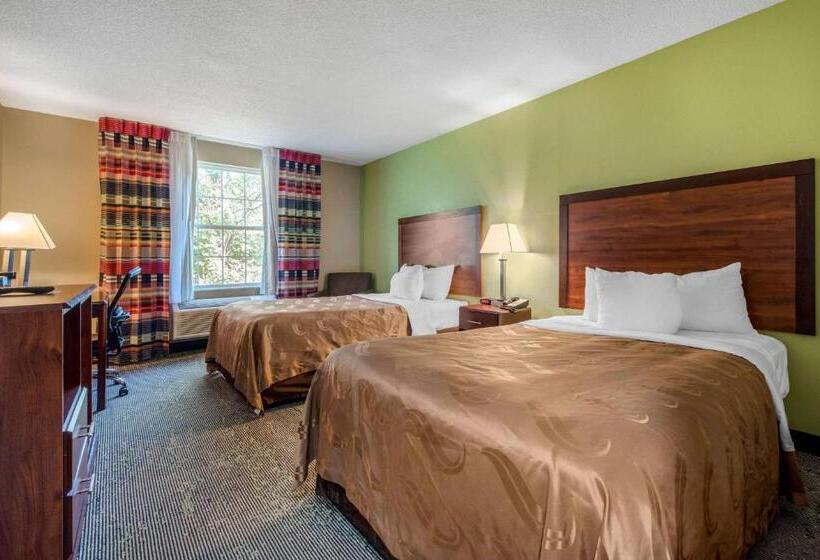 غرفه قياسيه سريرين مزدوجين, Quality Inn