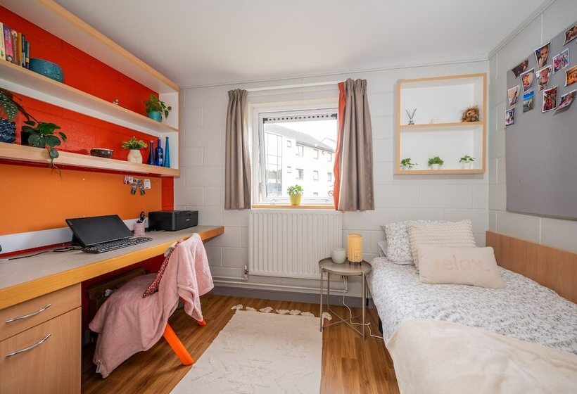 Номер Стандарт Индивидуальный, Queens University Belfast   Elms Village   Hostel