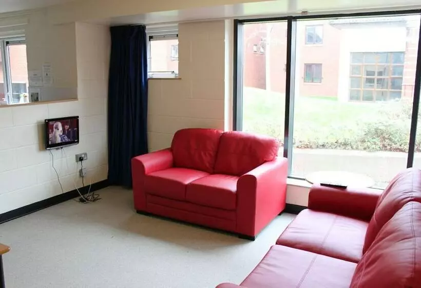 スタンダードシングルルーム, Queens University Belfast   Elms Village   Hostel
