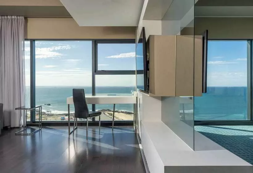 Juniorsviitti Merinäkymä, Radisson Blu Hotel, Port Elizabeth