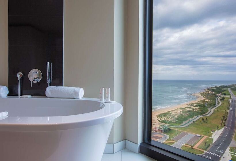 סוויטה נוף לים, Radisson Blu Hotel, Port Elizabeth