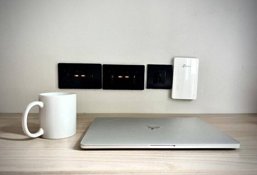 اتاق خانوادگی, Rest Bugis