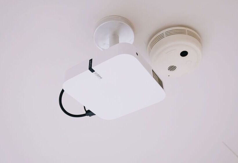 اتاق لوکس, Rest Bugis